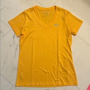 Under Armour Golden V-Neck Tee